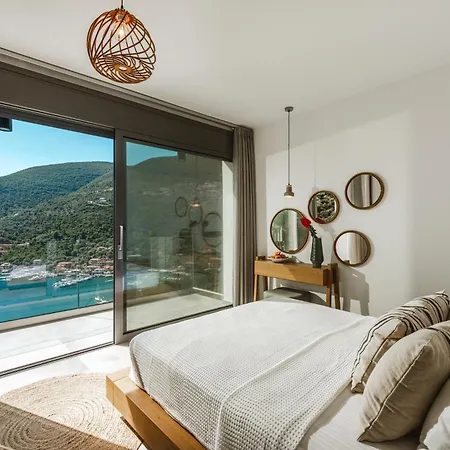 ヴィラ Roya シヴォタ