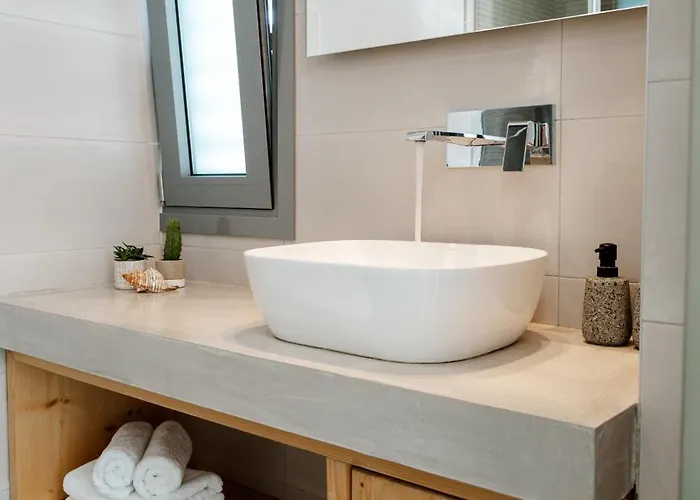 Roya Вилла Сивота