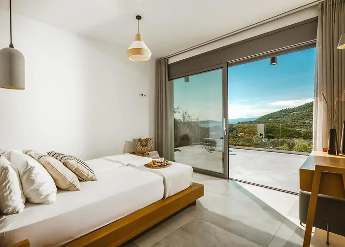 Roya Вилла Сивота